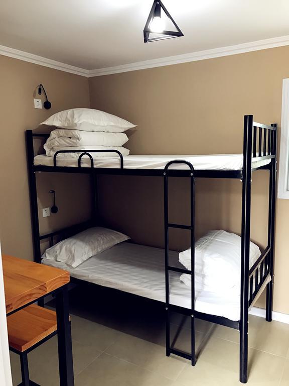Lantian Garden Hostel Циндао Экстерьер фото