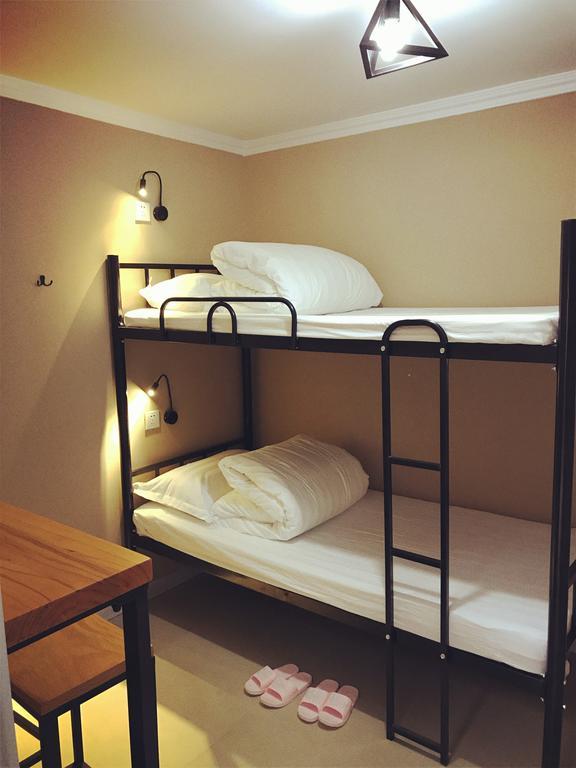 Lantian Garden Hostel Циндао Экстерьер фото